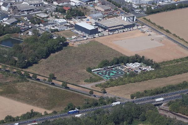 Gewerbegrundstück Bergiusstraße - Vogelperspektive mit Autobahn A 57